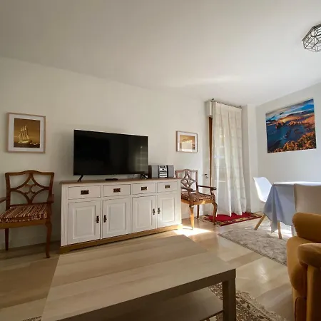 Chopos Apartment *